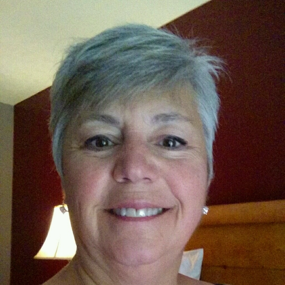 Meet your Posher, Christine